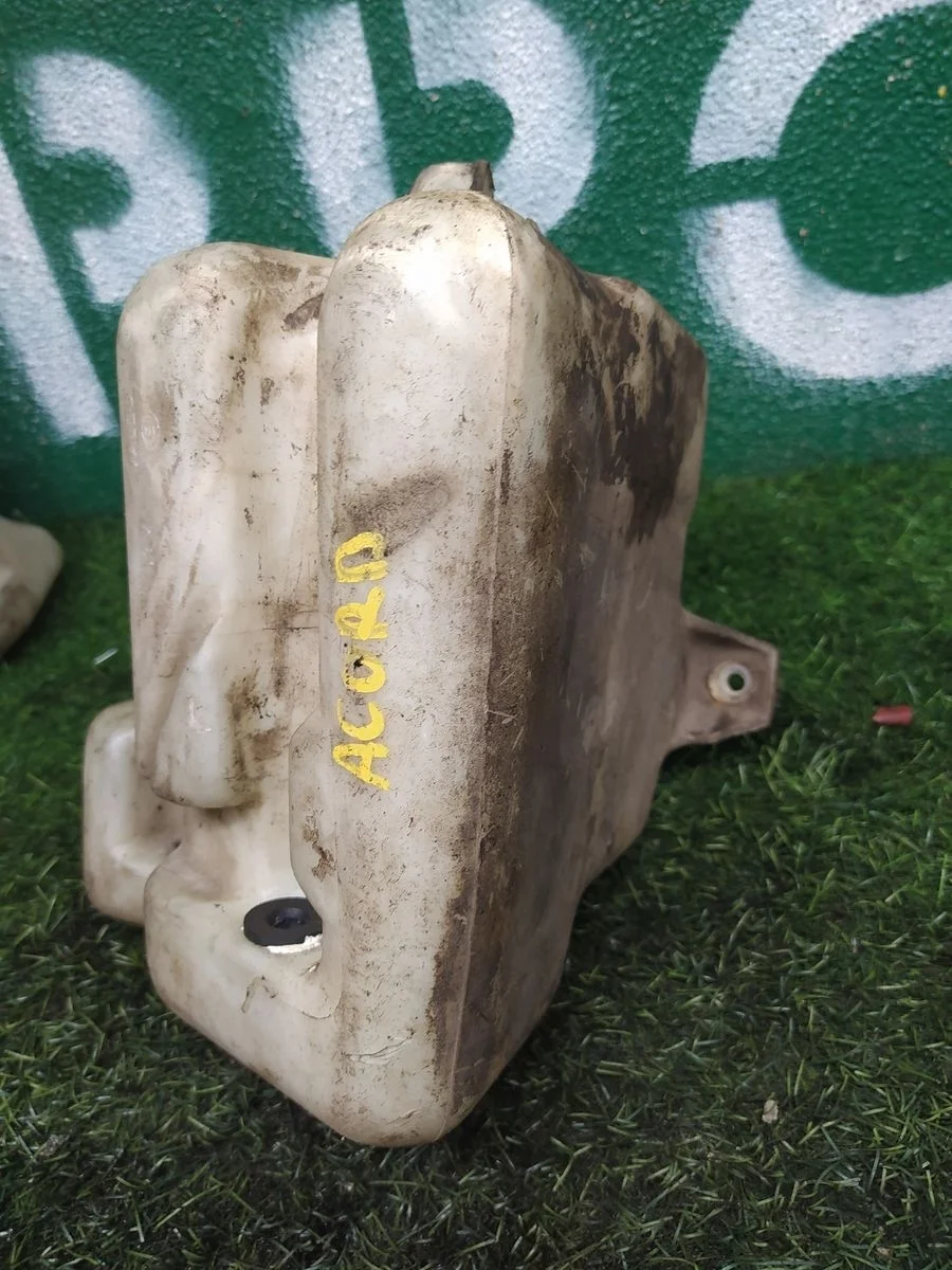 Бачок омывателя Honda Accord