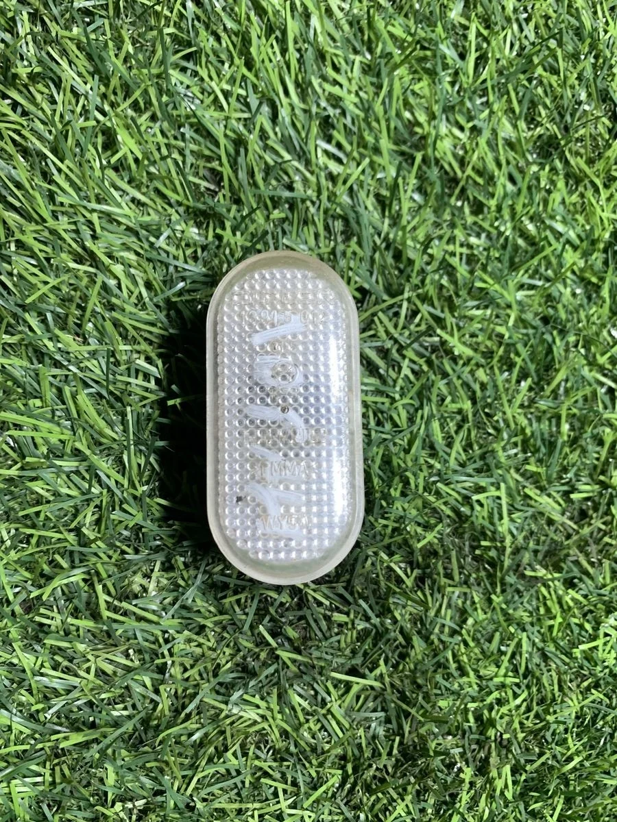 Повторитель поворота Renault Logan