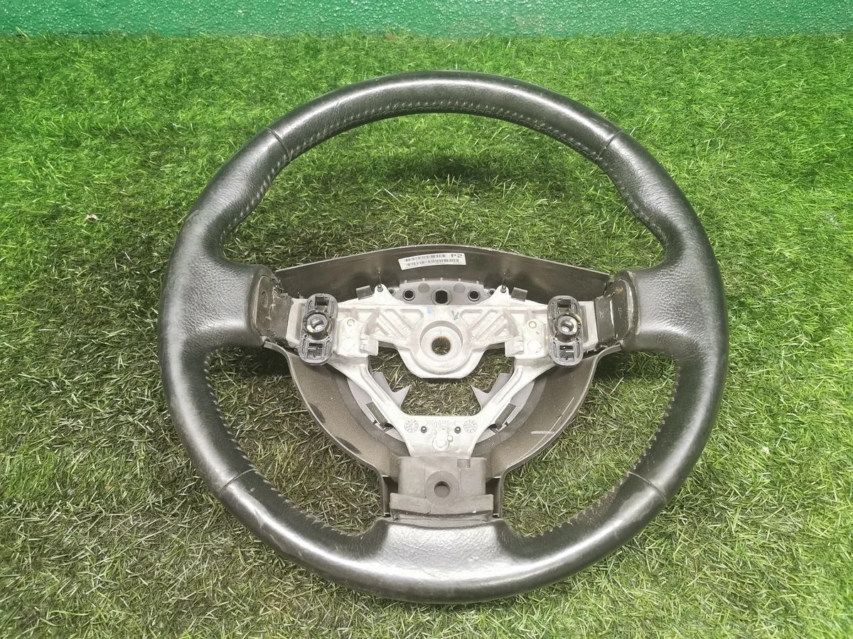 Рулевое колесо без AIRBAG на Nissan Qashqai I