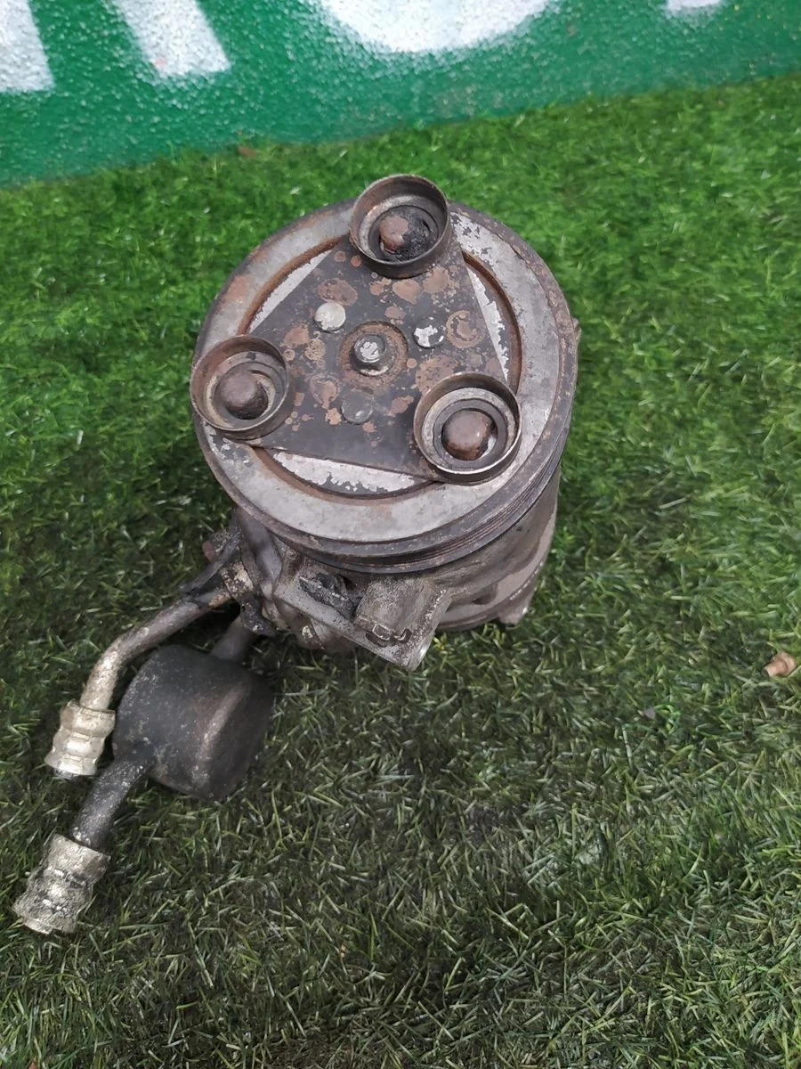 Компрессор кондиционера Suzuki Grand Vitara