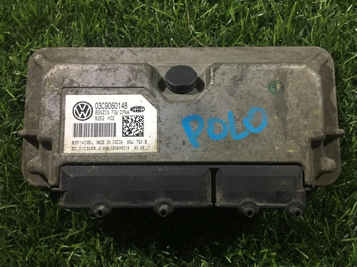 Блок управления двигателем Volkswagen Polo