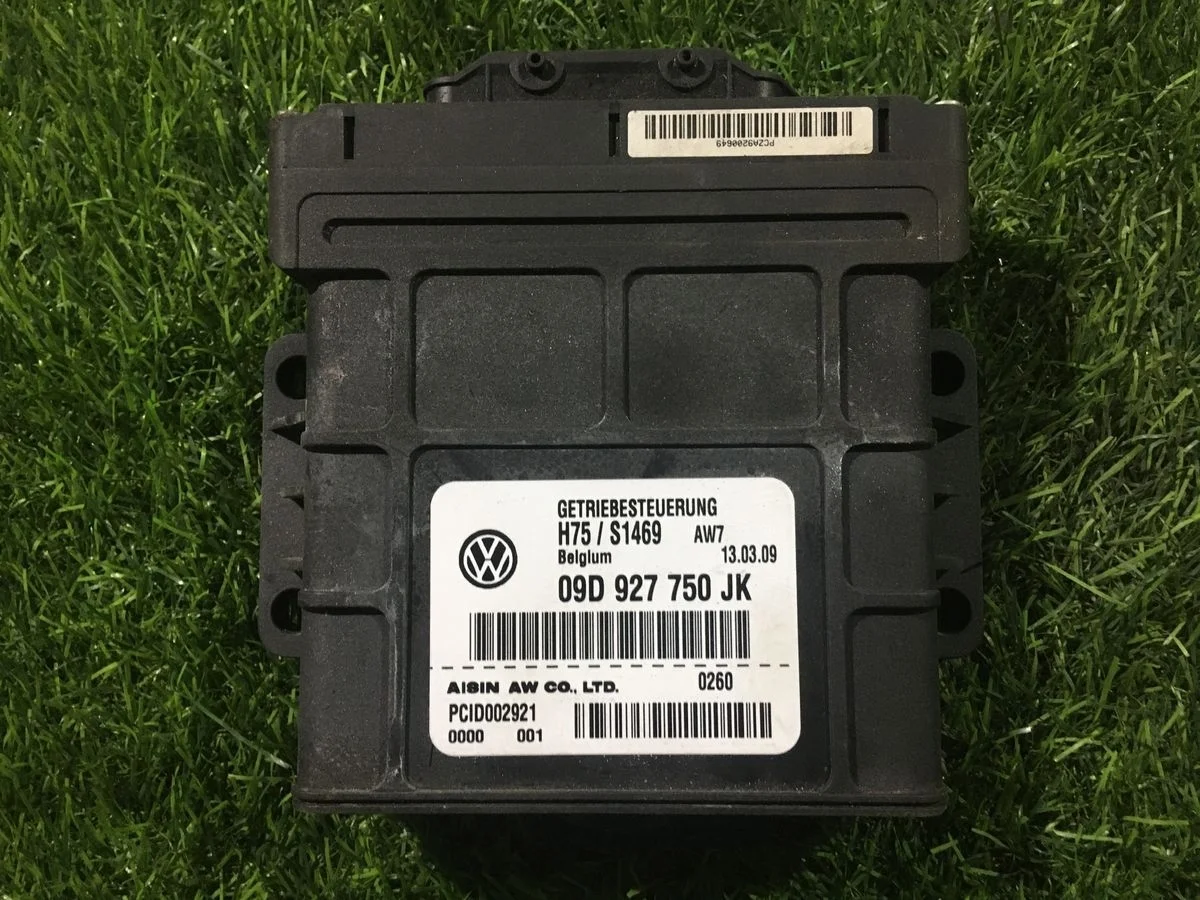 Блок управления АКПП Volkswagen Touareg 2009