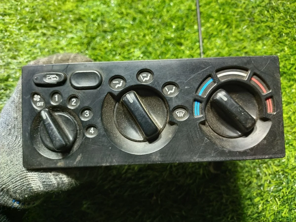 Переключатель отопителя Daewoo Nexia I (1995—2008)