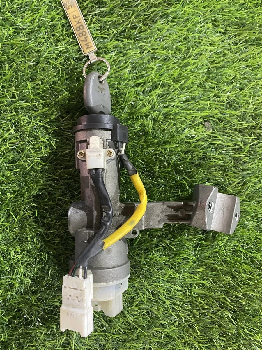 Замок зажигания Hyundai Elantra