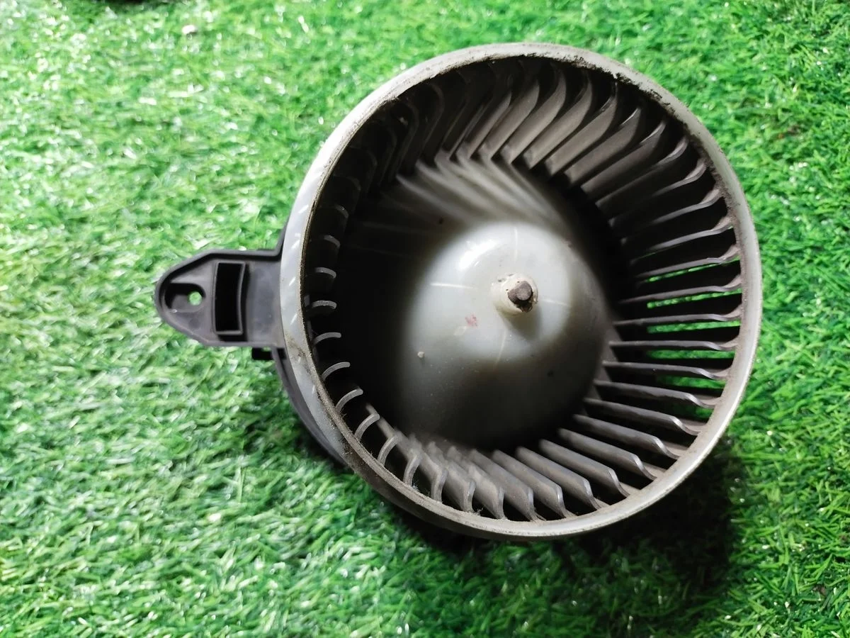 Моторчик печки Audi A6 allroad quattro (C5) I