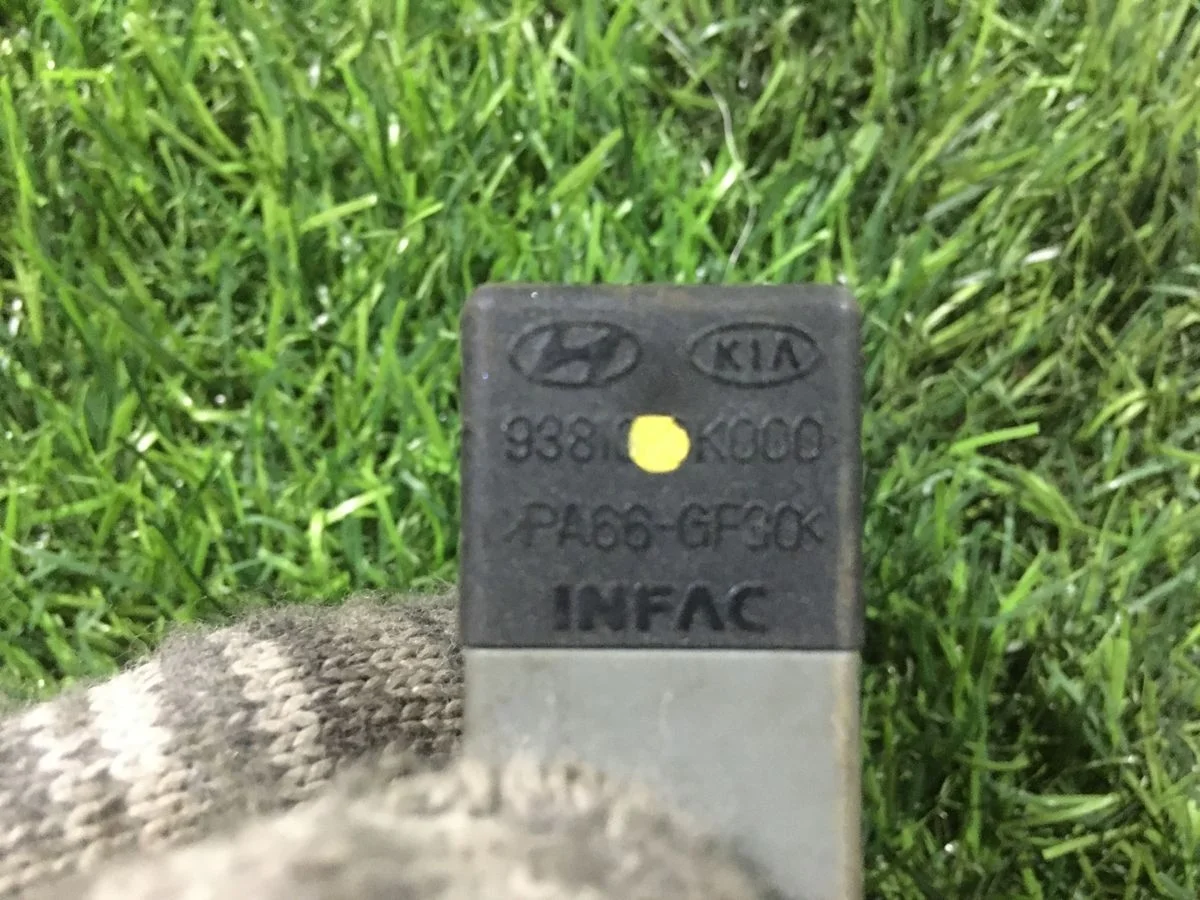 Датчик, включение стоп-сигнала kia Sorento (XM) II