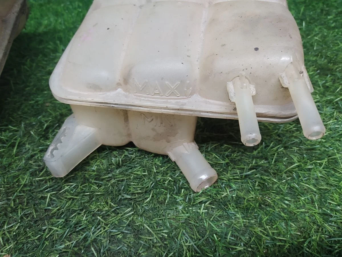 Бачок расширительный Ford Focus 2