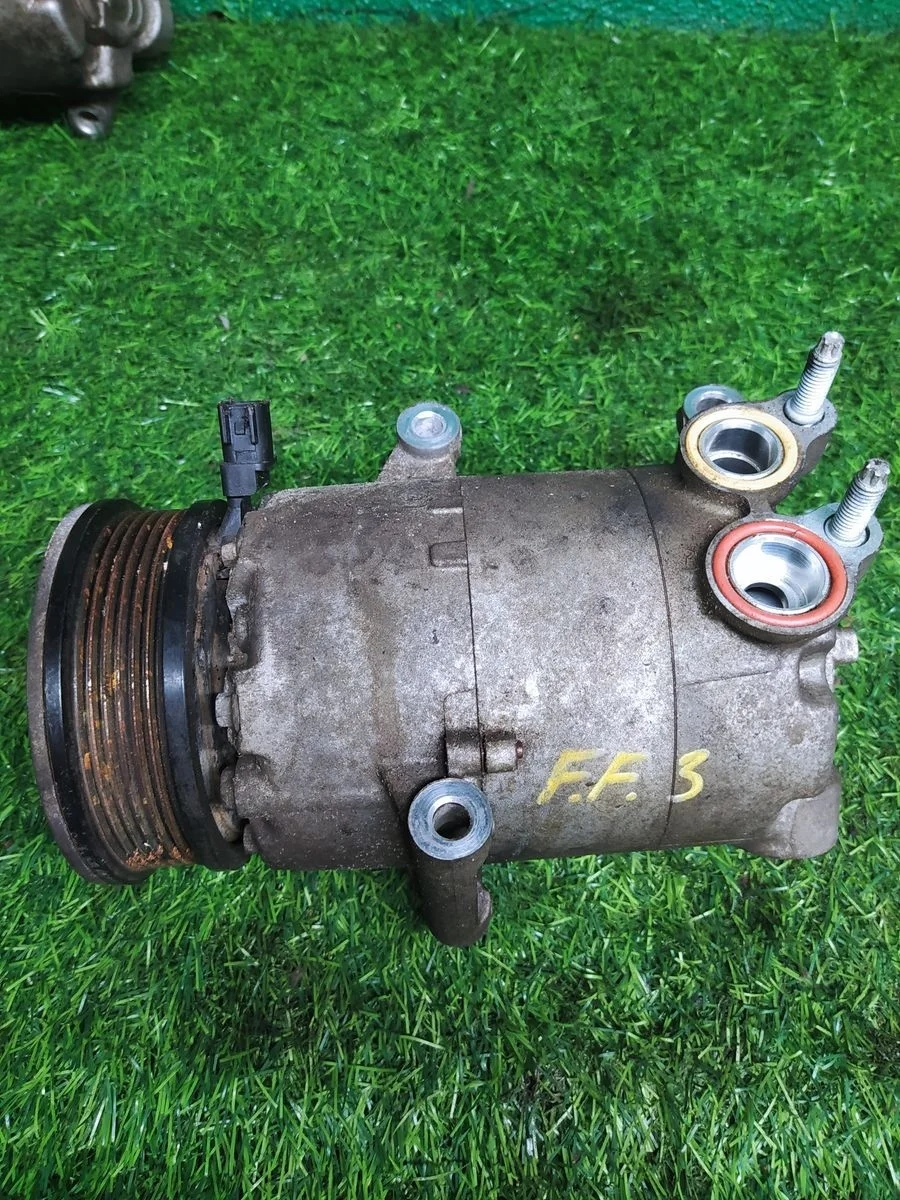 Компрессор кондиционера Ford Focus 3