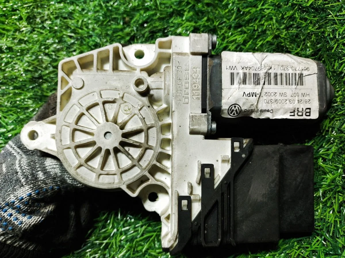 Моторчик стеклоподъемника Volkswagen Touran (1T) I