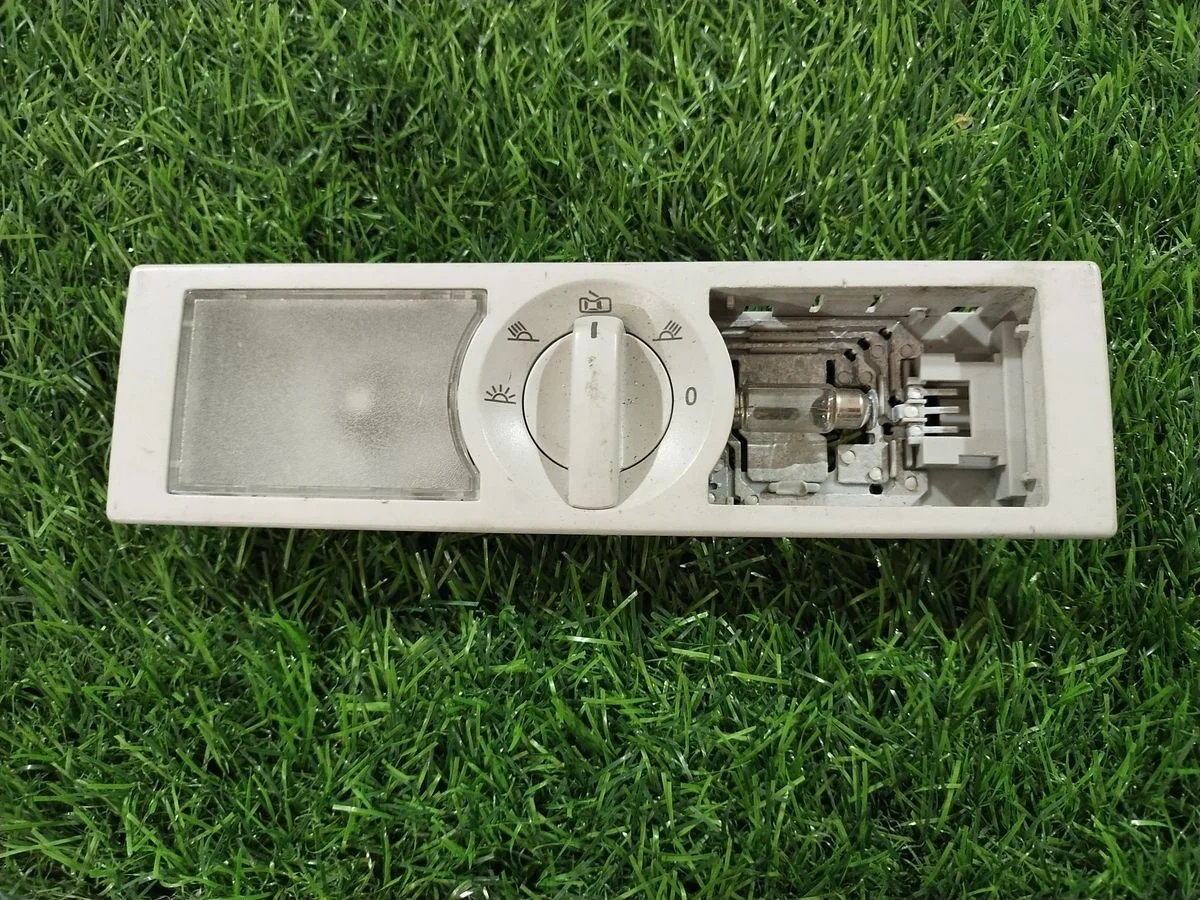 Плафон салонный Volkswagen Tiguan (NF) I