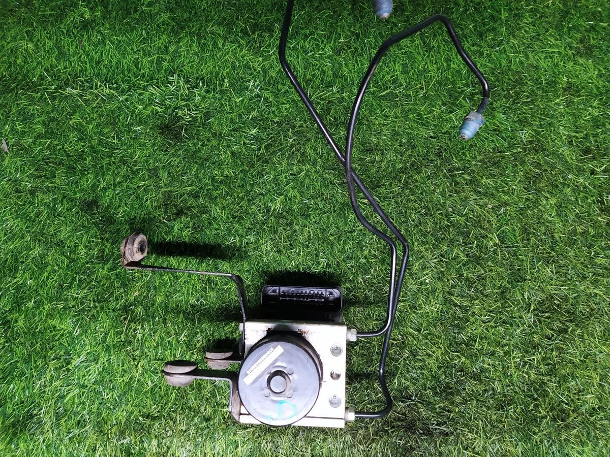 Блок ABS Ford Focus 3