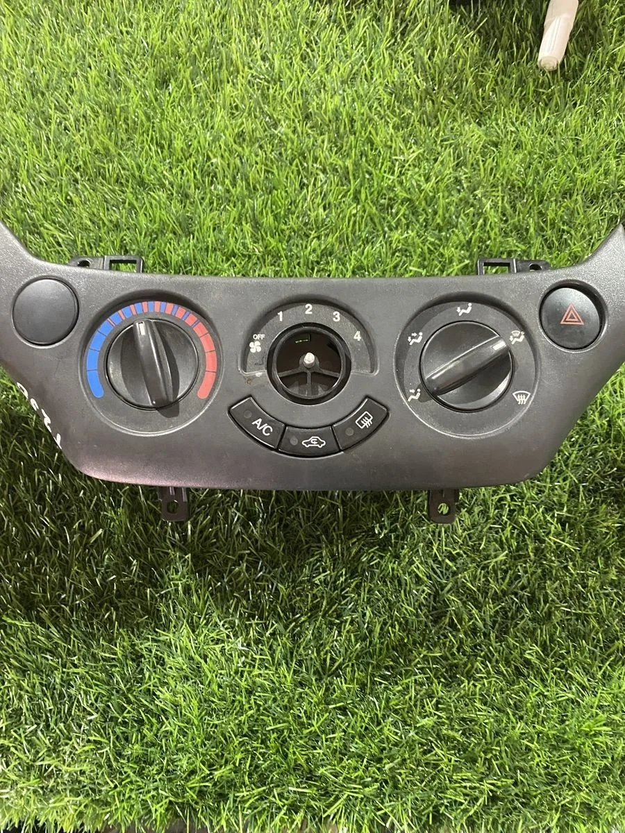 Блок управления климат-контролем Chevrolet Aveo