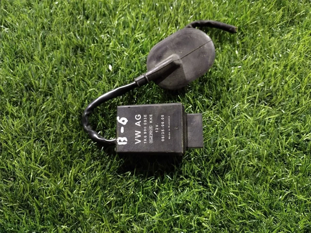 Блок управления топливным насосом Volkswagen