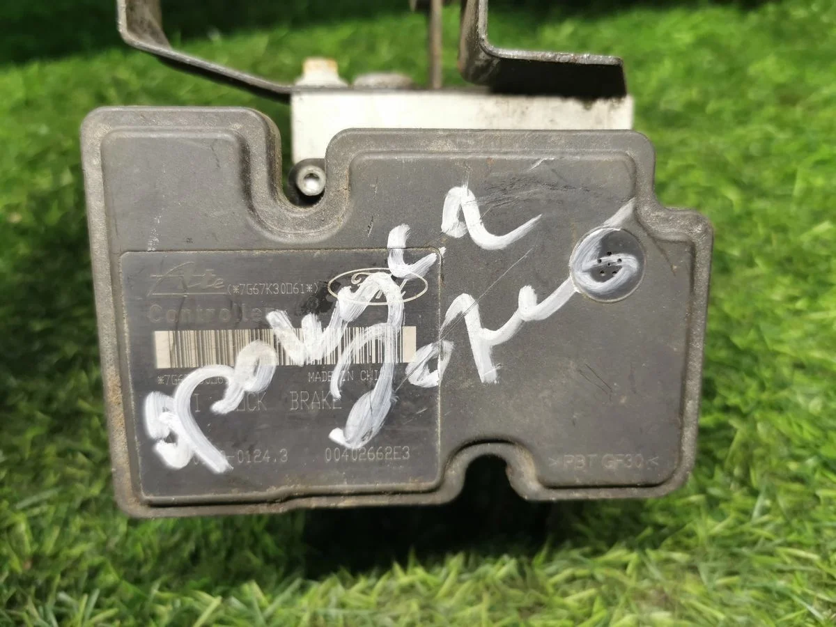 Блок ABS Mazda 3 (BK) I