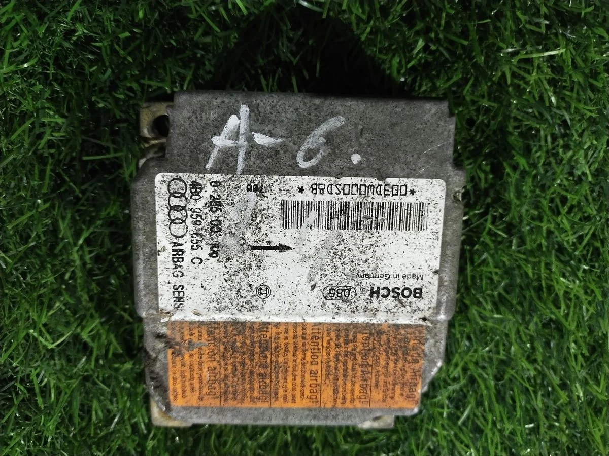 Блок управления AIR BAG Audi A6 C4 (1994—1997)