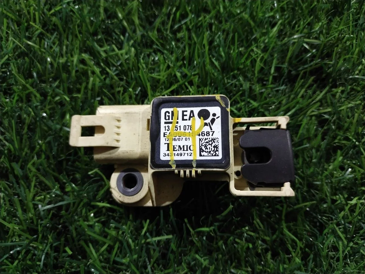 Датчик AIRBAG Opel Astra H рестайлинг (2006—2014)