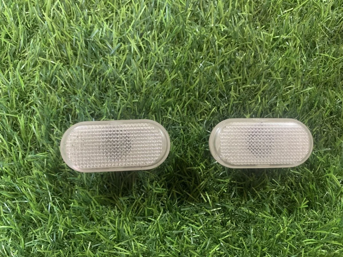 Повторитель поворота Renault Logan