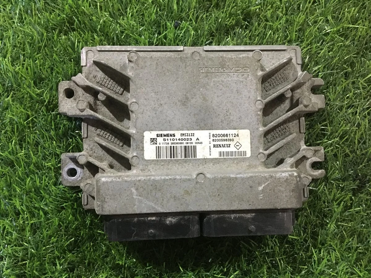 Блок управления ДВС Renault Logan