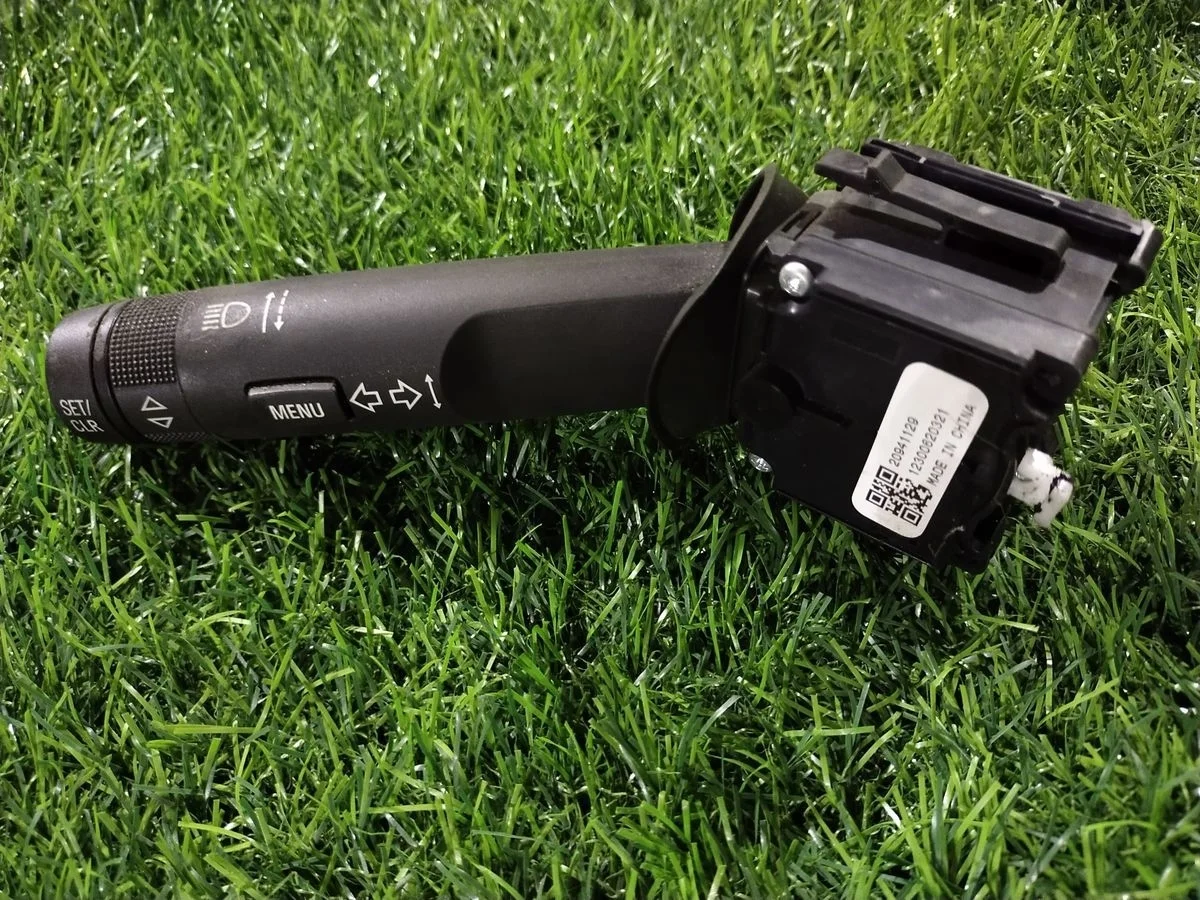 Переключатель поворотов подрулевой Chevrolet Cruze I (2009—2012)