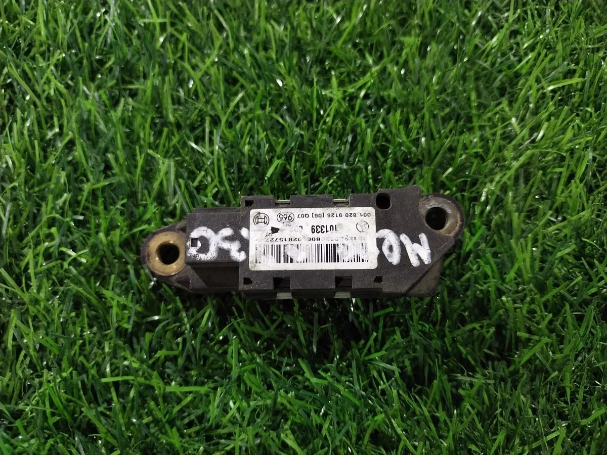 Датчик AIRBAG Mercedes-Benz C-класс W203/S203/CL203 (2000—2004)