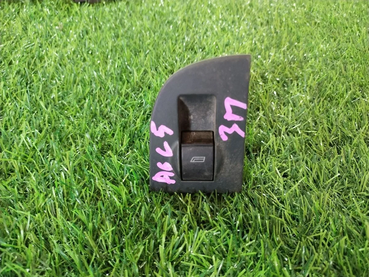 Кнопка стеклоподъемника Audi