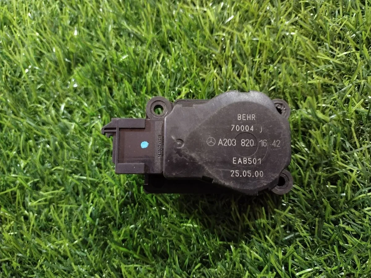 Сервопривод печки Mercedes-Benz