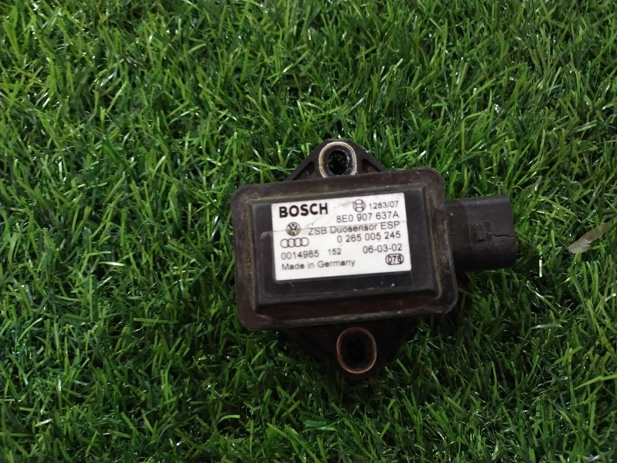 Датчик ускорения Audi