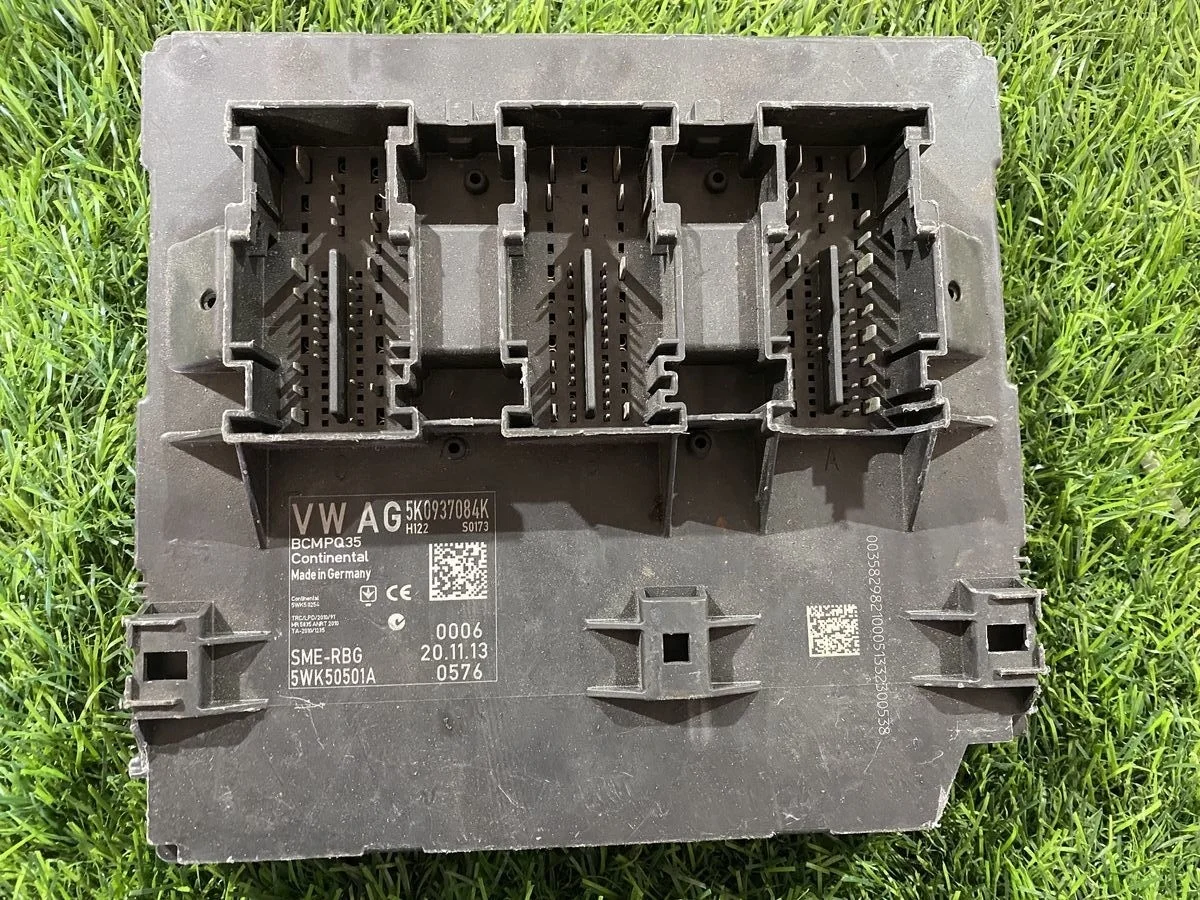 Блок управления комфортом Volkswagen Jetta