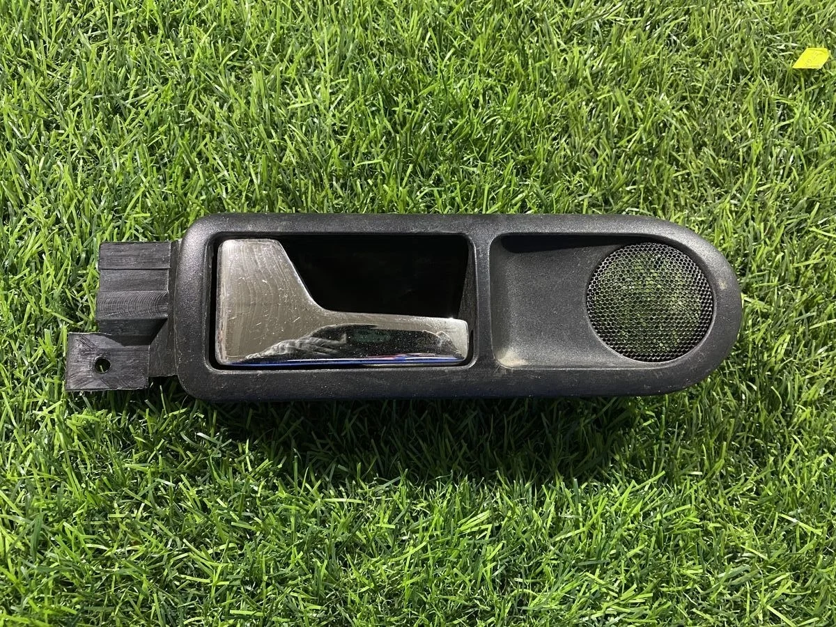 Ручка двери внутренняя Volkswagen Passat B5 (1996—2001)