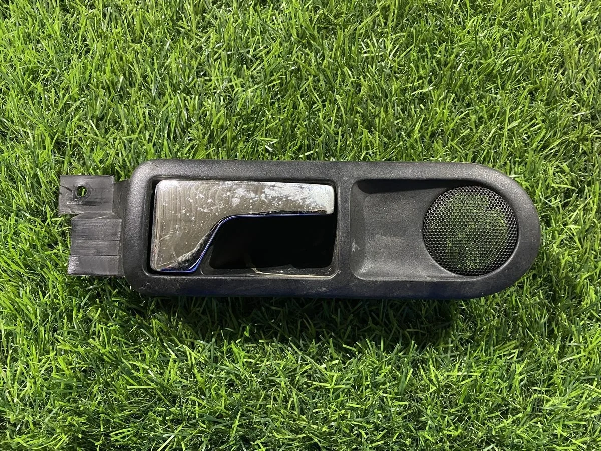 Ручка двери внутренняя Volkswagen Passat B5 (1996—2001)