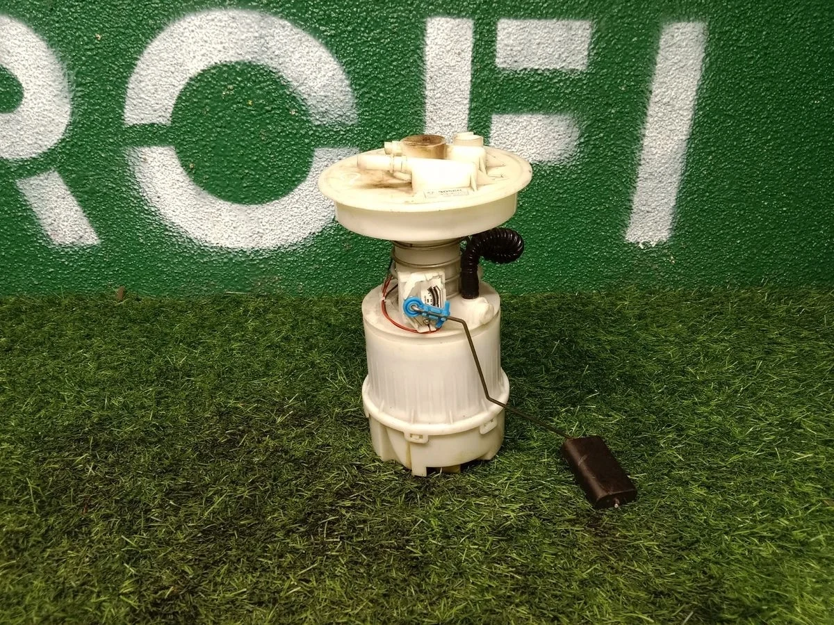 Насос топливный в сборе Ford Focus 2