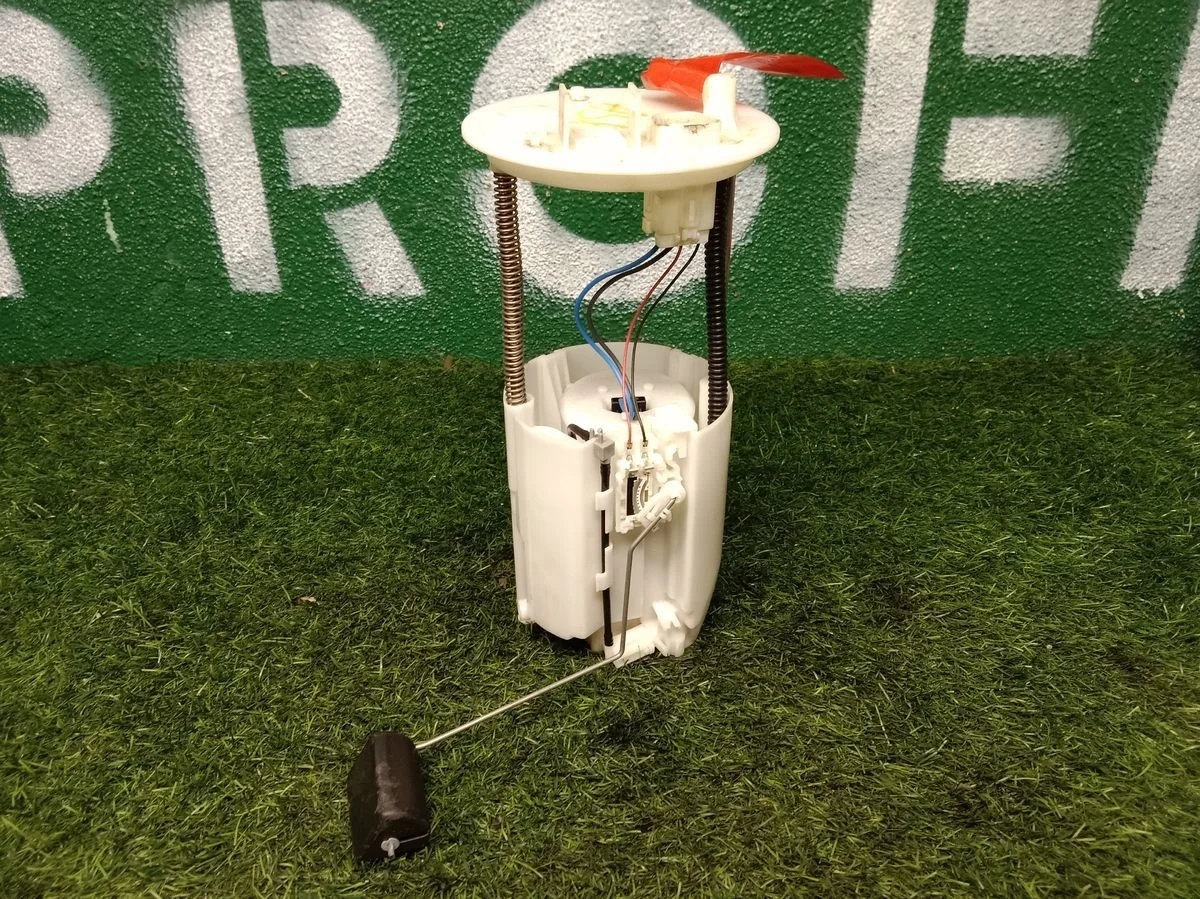 Насос топливный в сборе Mitsubishi ASX 1