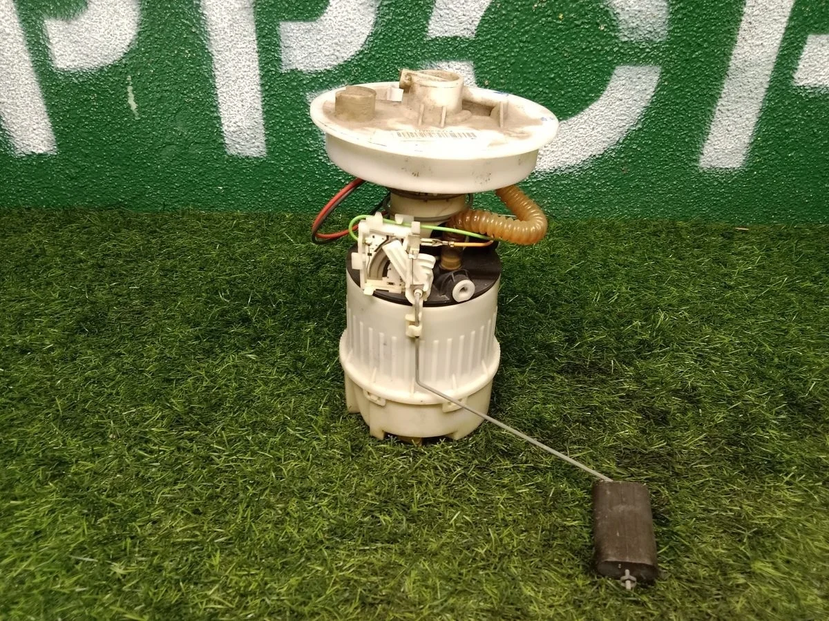 Насос топливный в сборе Ford Focus 2