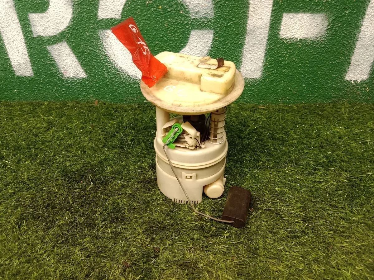 Насос топливный в сборе для Nissan Almera G15