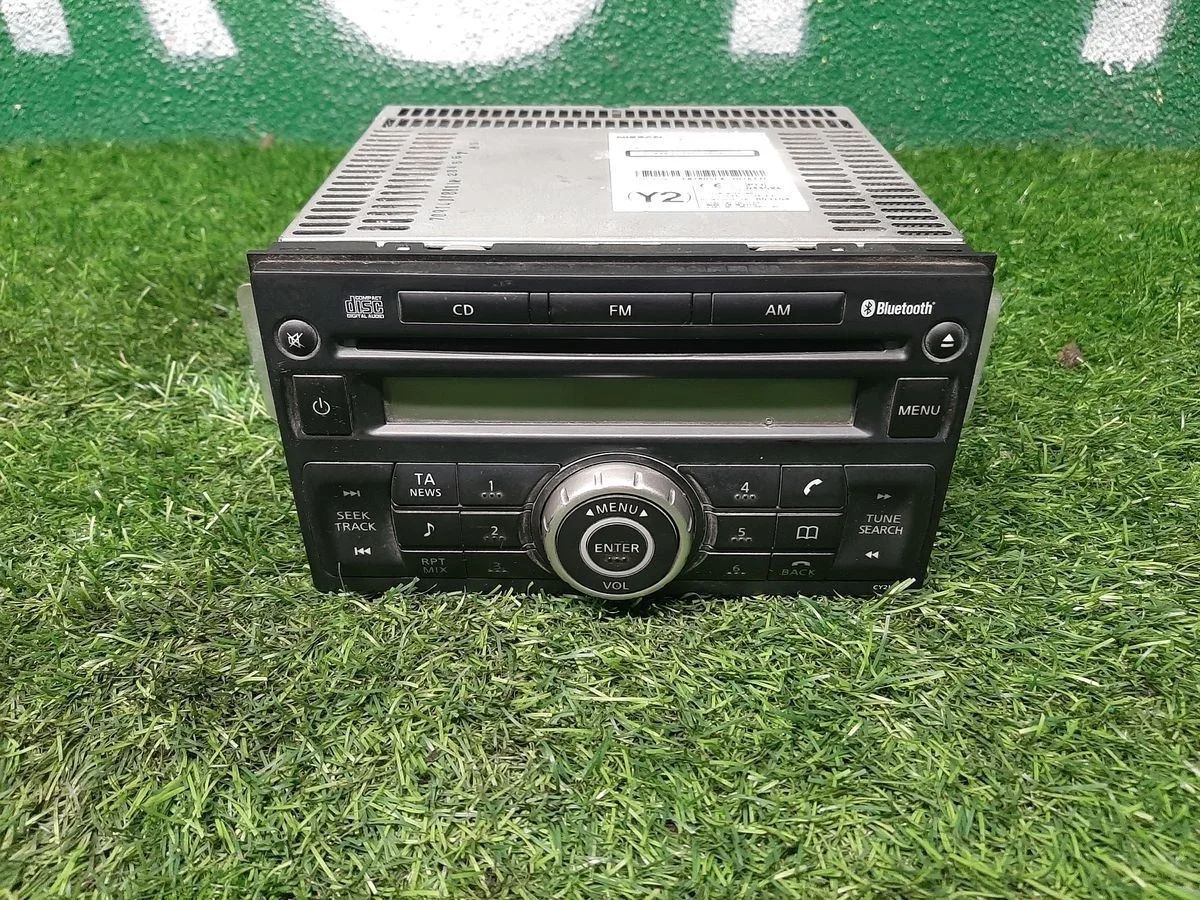 В наличии: Магнитола на Nissan Tiida 1 C11