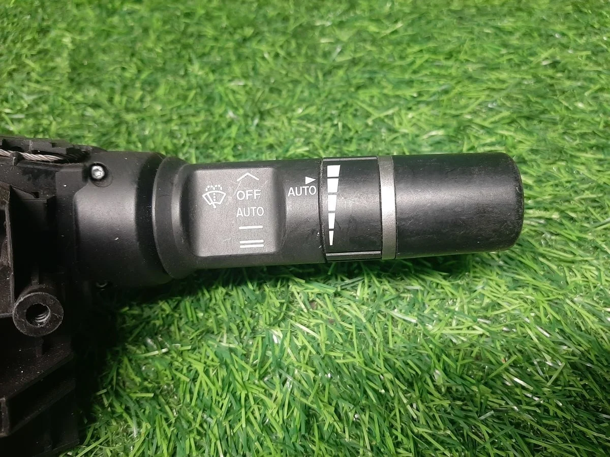 Переключатель подрулевой на Mazda 6 GH