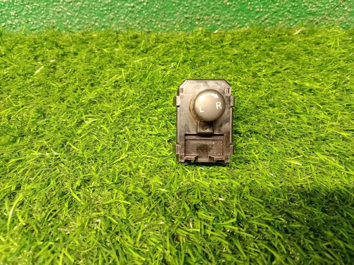 Кнопка регулировки зеркал для Nissan Navara D40