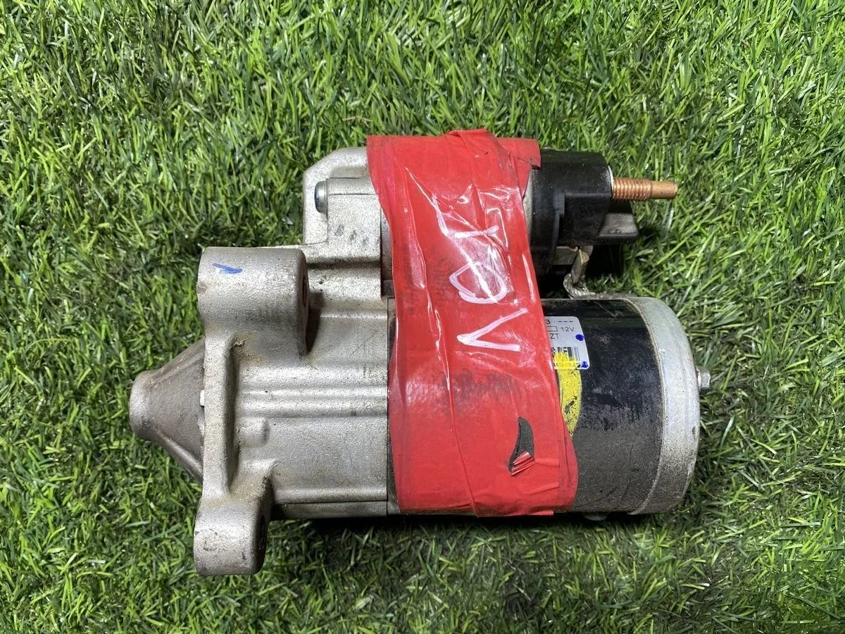 Стартер Renault Logan