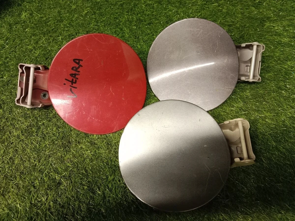 Лючок бензобака для Suzuki Grand Vitara 2