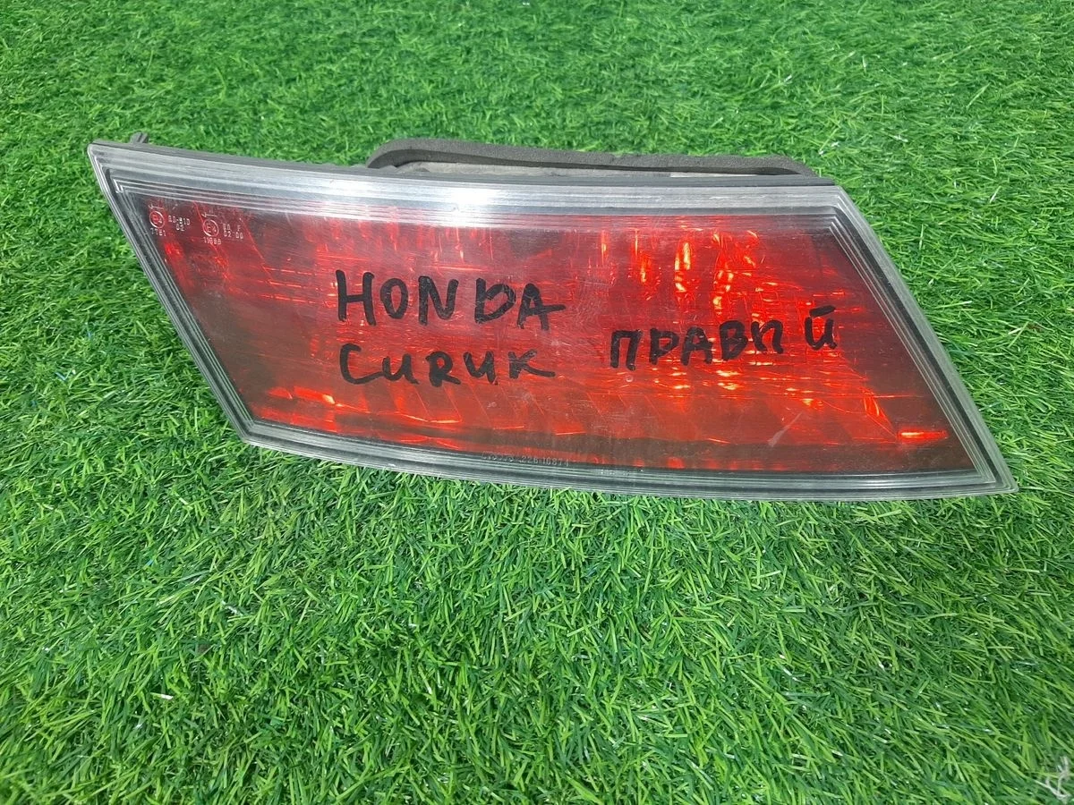 В наличии: Фонарь левый на Honda Civic 8