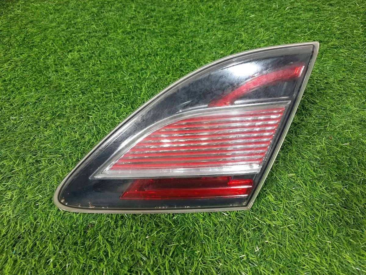 Фонарь правый Mazda 6 GH