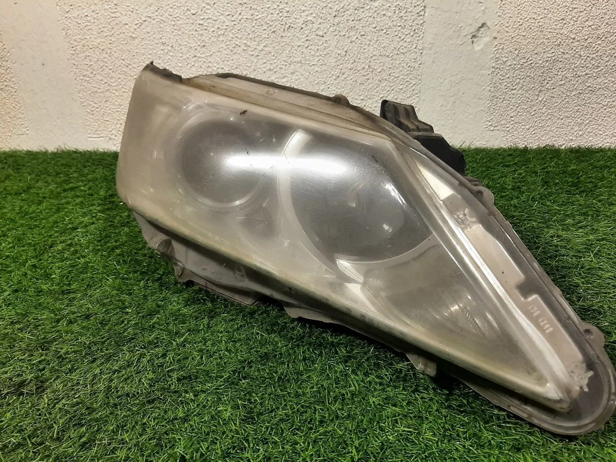 Фара правая на Toyota Camry 8 V50