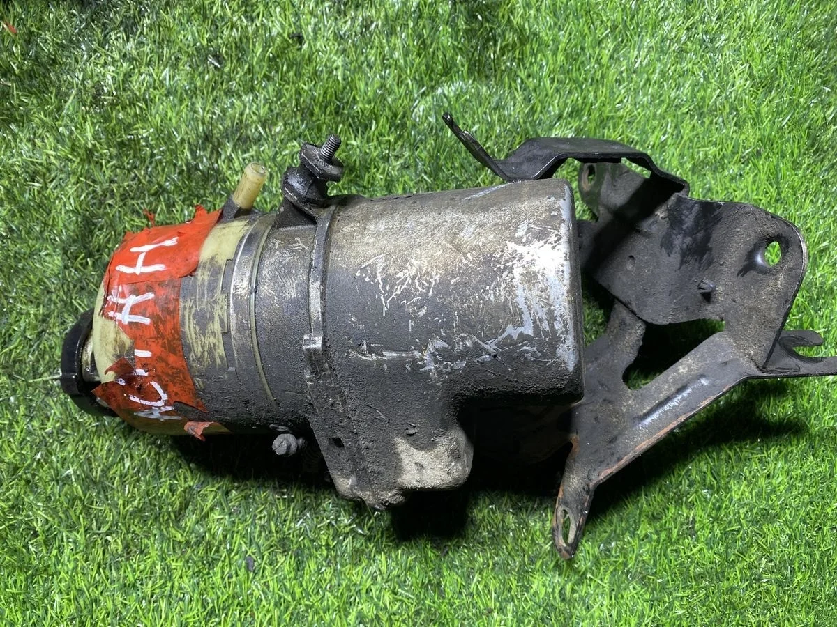 Насос ЭГУР Opel Astra H