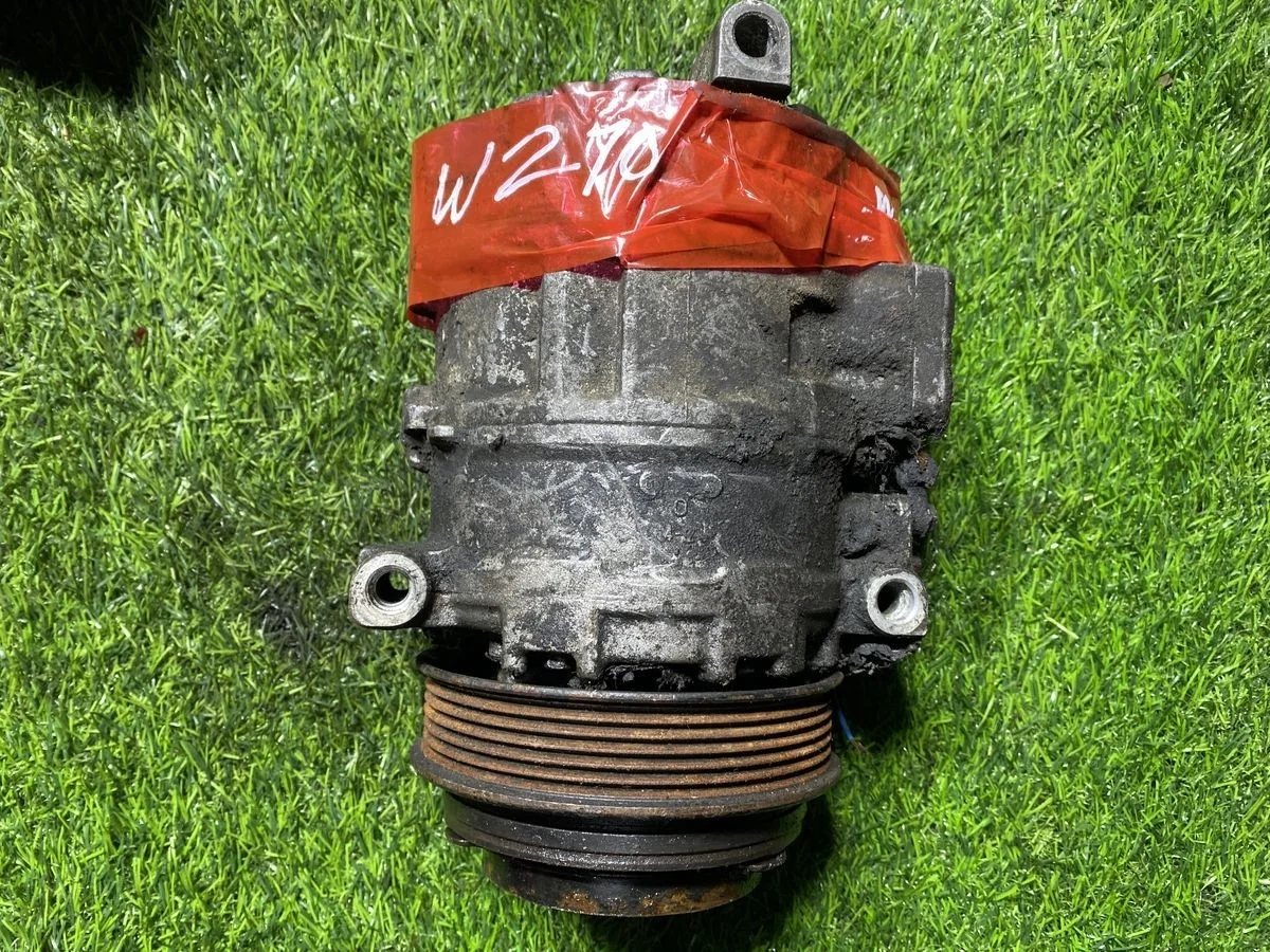 Компрессор кондиционера Mercedes W210