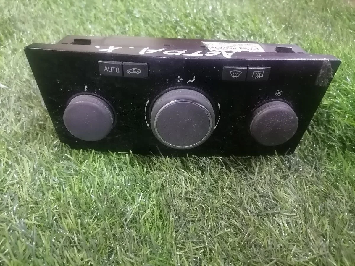 Блок управления климатом Astra H