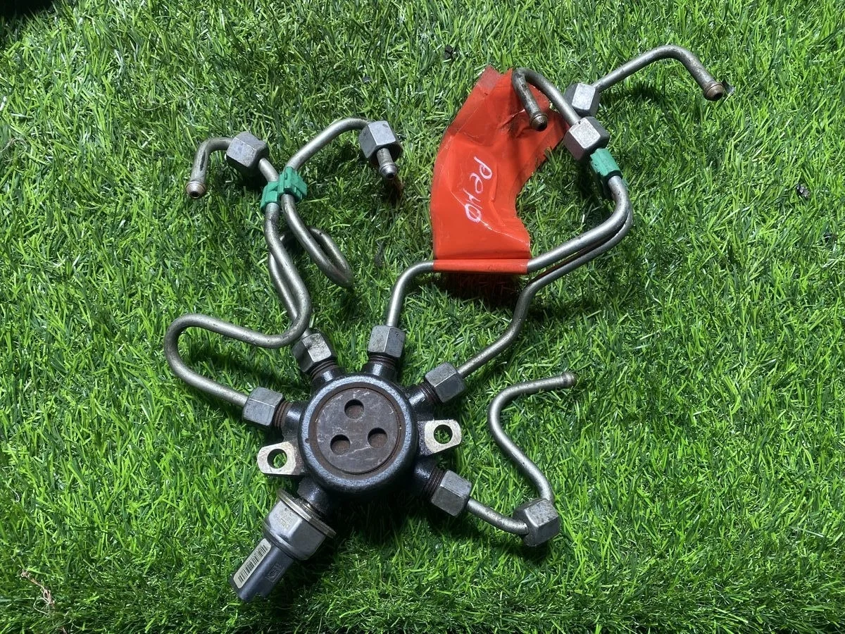 Рейка топливная рампа Renault Megane 3