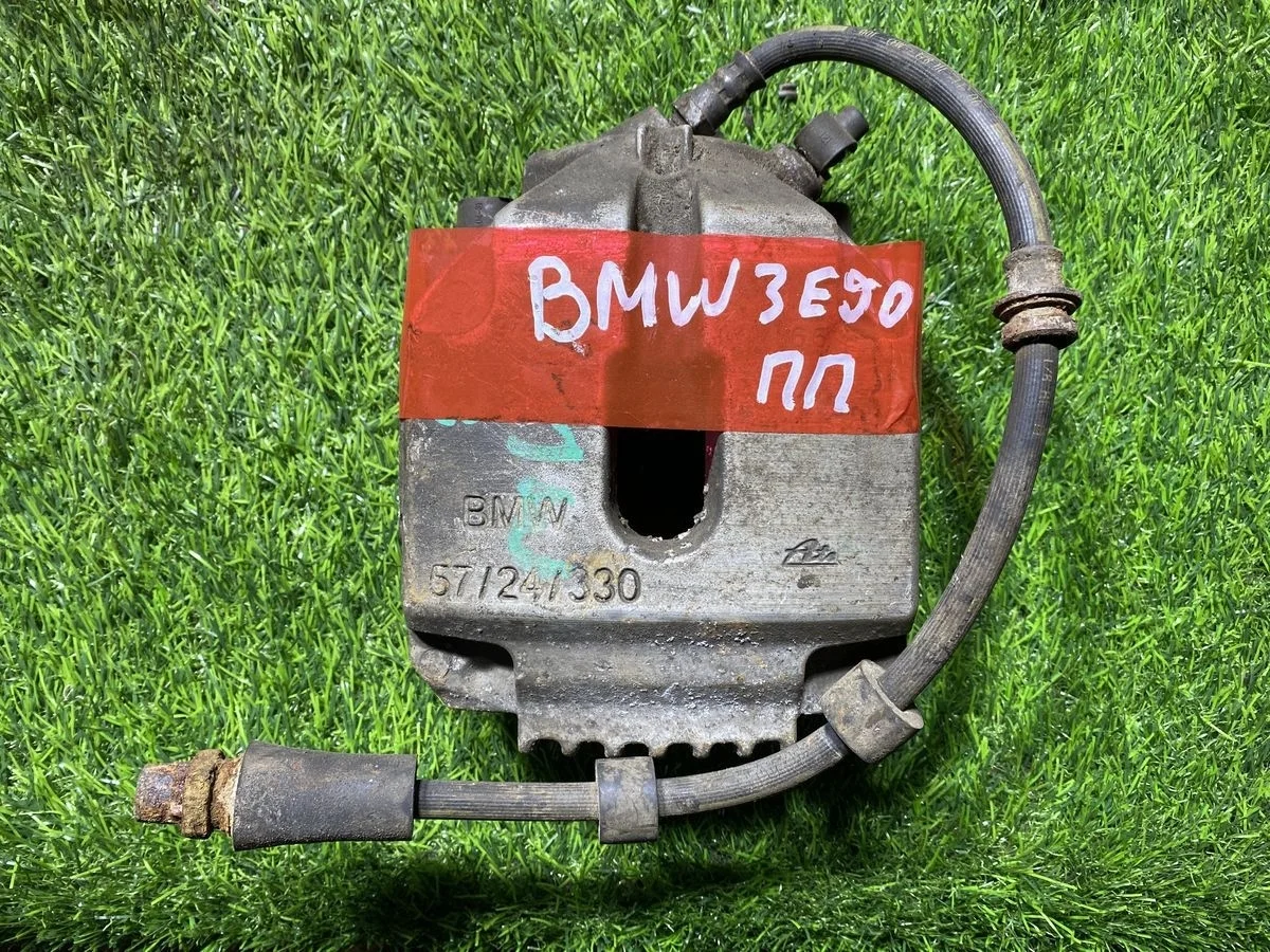 Суппорт передний правый BMW 3 E90