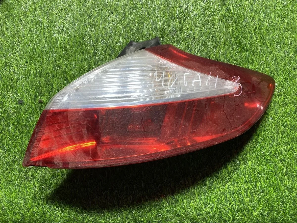 Фонарь задний Renault megane 3