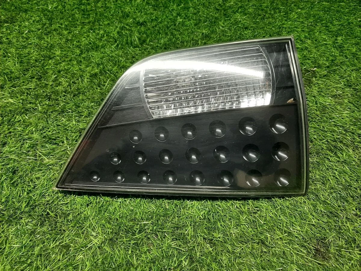 Фара задняя левая Mitsubishi Outlander XL