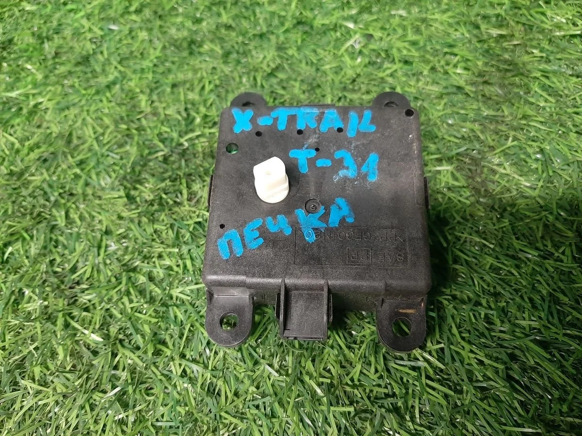 Сервопривод отопителя на Nissan X-Trail 2 T31